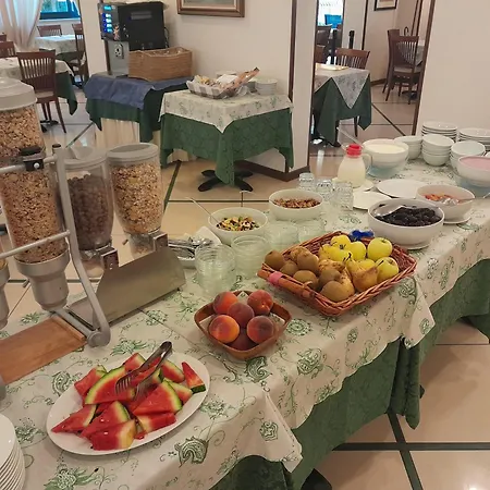 Flores 3* Marina di Pietrasanta