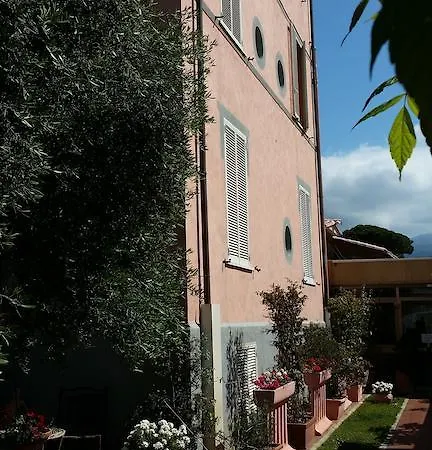 Flores 3* Marina di Pietrasanta