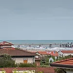 Flores Hotel 3*