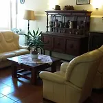Flores Hotel